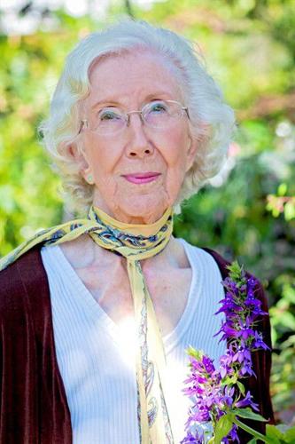 Elva Lee Bray