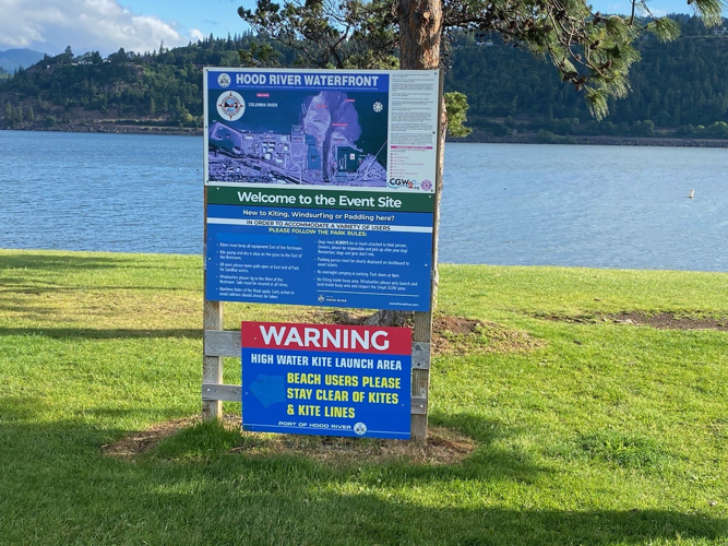 Warning sign at Port of Hood River