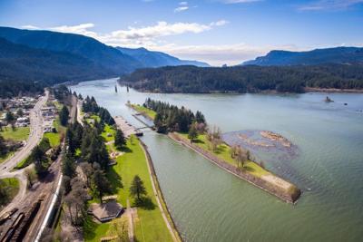Port of Cascade Locks
