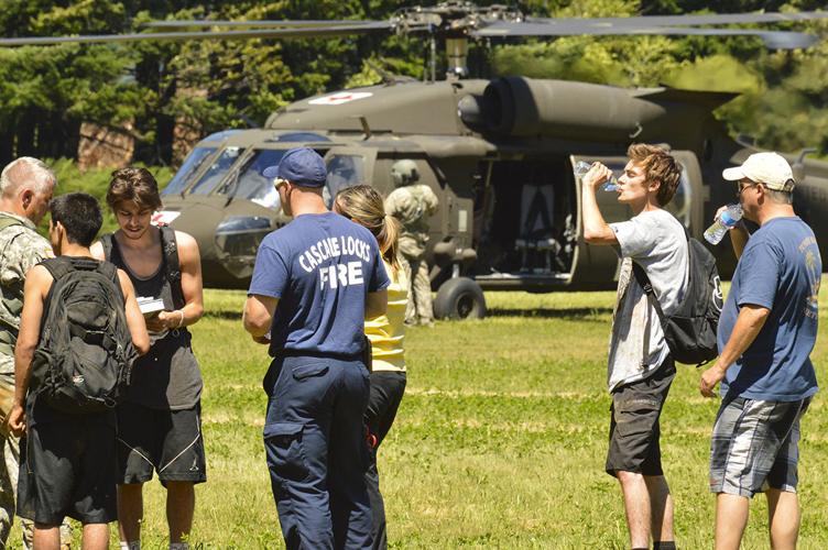 Teens rescued from canyon