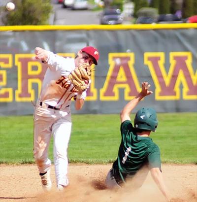 TD baseball loses 5-1 and 5-0 in CRC openers