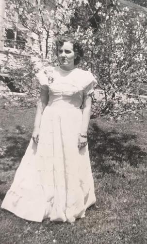 A7 obits Emerson, Jean - Youth.JPG