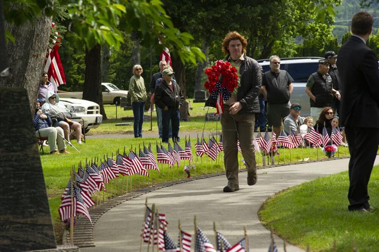Hood River Memorial Day ceremonies