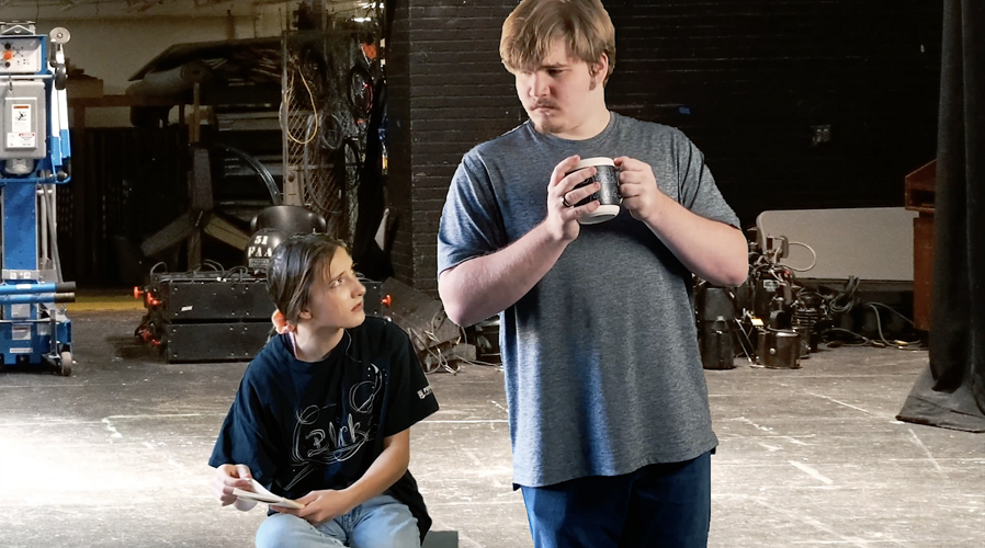 Yasmina Mayo, Seth Kelly.png