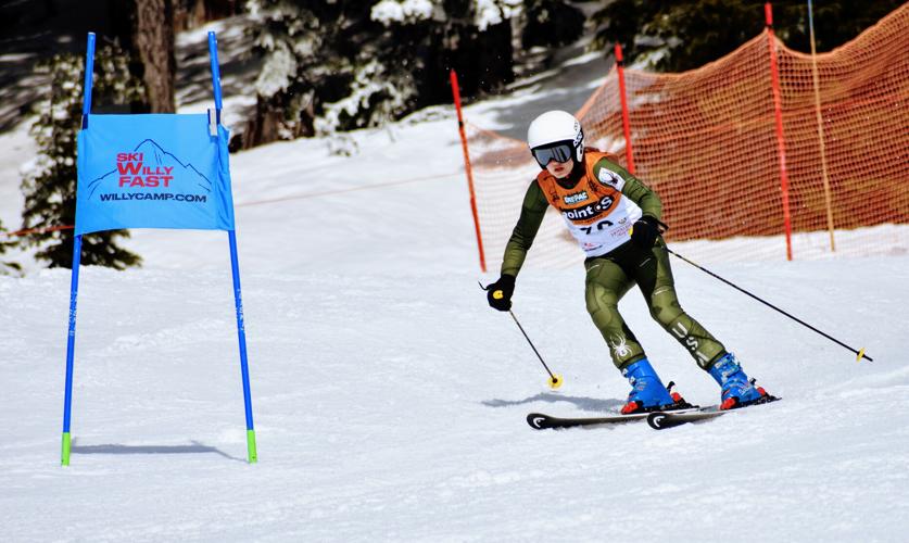 Hood River and Columbia girls  giant Slalom, state competition