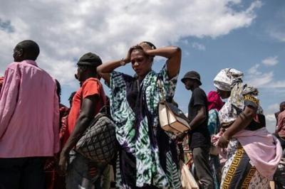 At least 85,000 people had fled Democratic Republic of Congo in recent weeks to seek refuge in Burundi, officials say