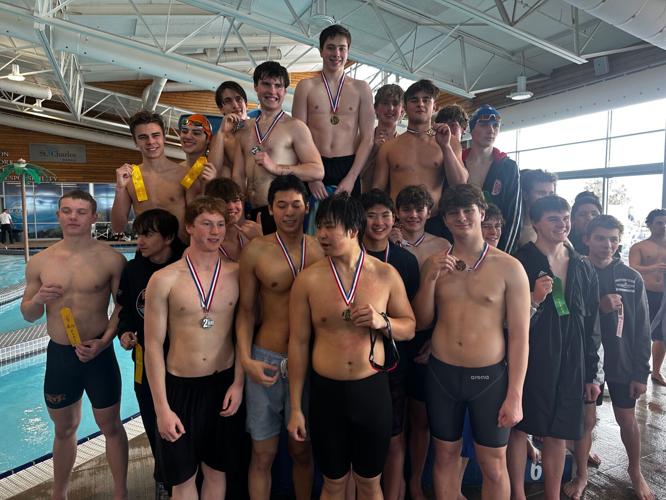 Boys 3rd in 200 medley.JPG