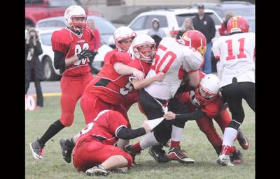 Ranger defense swarms Days Creek