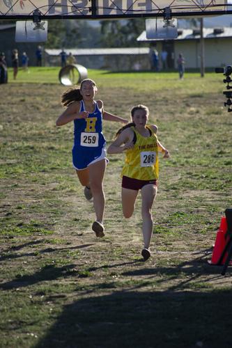Bridgette Nelson cross country invite in The Dalles