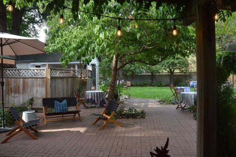 Backyard  RubyJune Inn