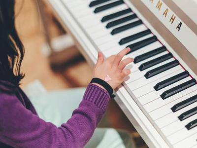 Sundas “Sunny” Naqvi Highlights the Role of Youth Music Education in Chicago