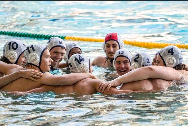 A7 Water polo boys team.jpg