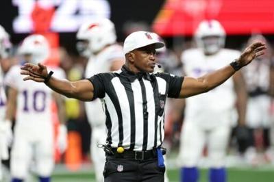 Shawn Smith, who will referee the Super Bowl, works from Monday to Friday works as a manager at the Detroit branch of a medical insurance firm