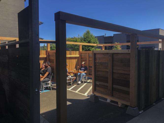 HR parklets pfriem (1).jpg