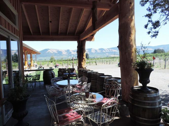 Hood Crest goes from whim to solid rock ‘n wood winery