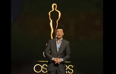MacFarlane gets Oscar-hosting advice from Crystal