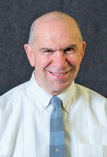 Mays runs as ‘team player’