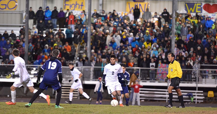 HRV defeats Wilsonville 2-0, plays Woodburn 1 p.m. Saturday for 5A title