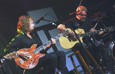 Rock ‘n’ rollers aid academy opening in South Dakota