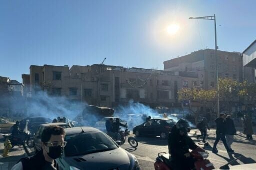 Shopkeepers and traders protested in Tehran against economic hardship and Iran's embattled currency
