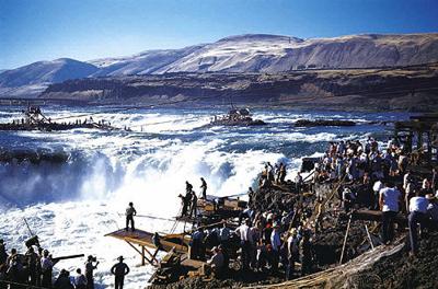Undoing a deep trauma: Group seeks Celilo Falls revival
