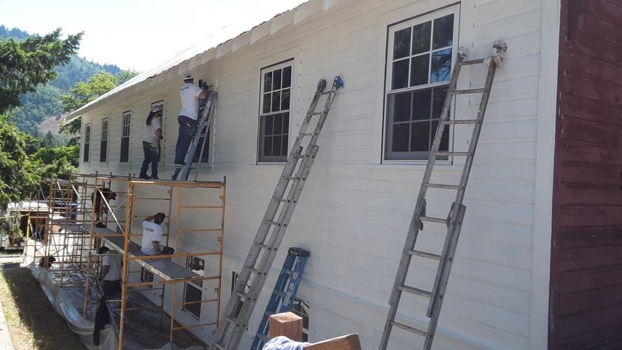 WS MountaiN View grange paint progress2.jpg