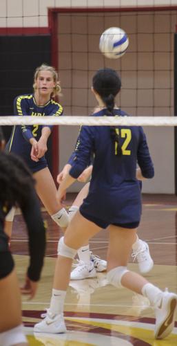 The Dalles volleyball versus Hood River