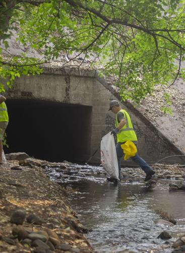 08-18 TD Community Cleanup_MBG8679.jpg