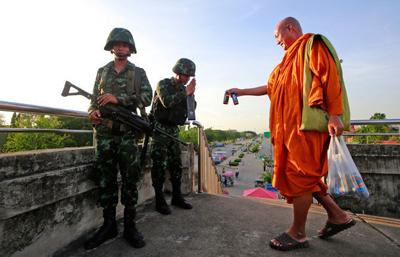 Thai army declares martial law