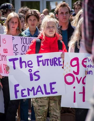 Students rally in Hood River