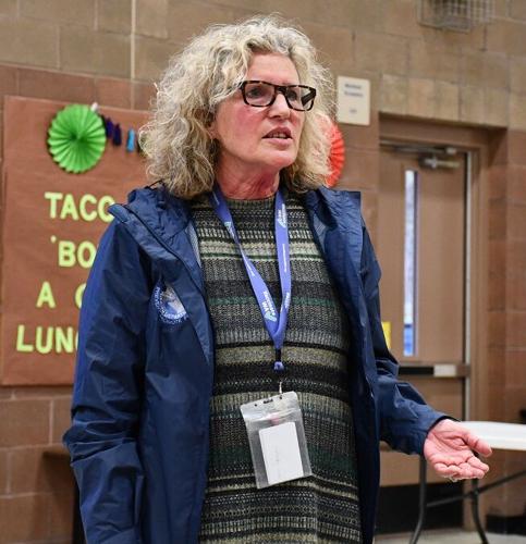 Trout Lake talks opioids | News | columbiagorgenews.com