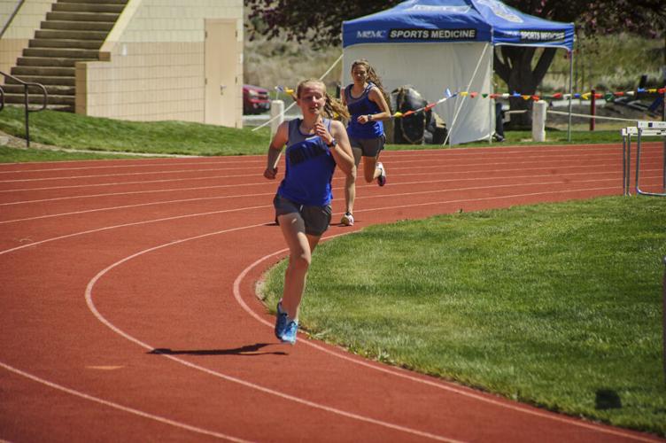 1A Track & Field in Moro May 1, 2021