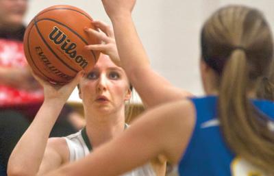 Redsides cruise to get on winning track