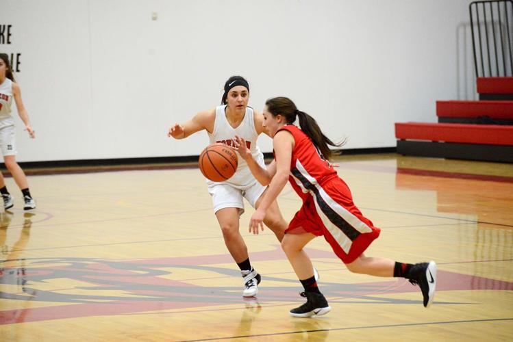 Hawk girls lock up Big Sky berth with Arlington upset