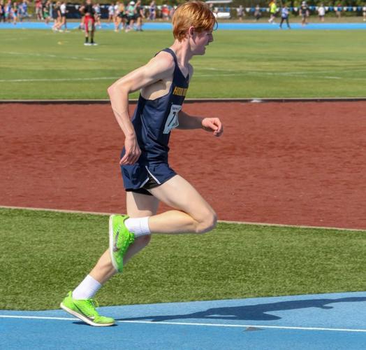 A7 cross country, elliot hawley.jpg