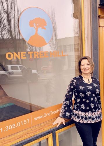 A9 one tree hill.JPG