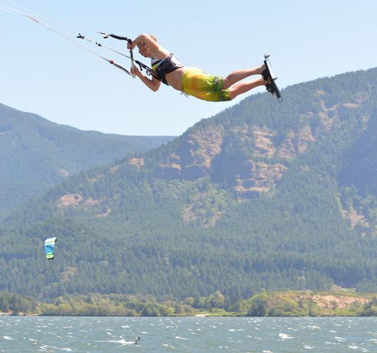 Bridge of the Gods contest thrills crowd, highlights up-and-coming Gorge talent