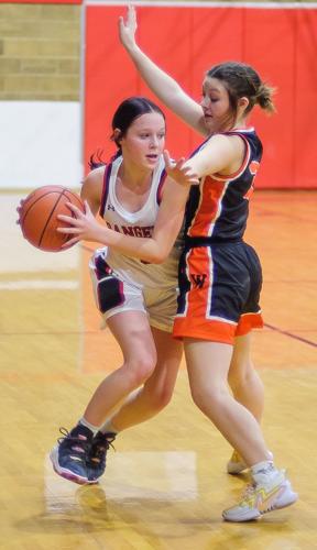Dufur versus Wallowa, varsity basketball