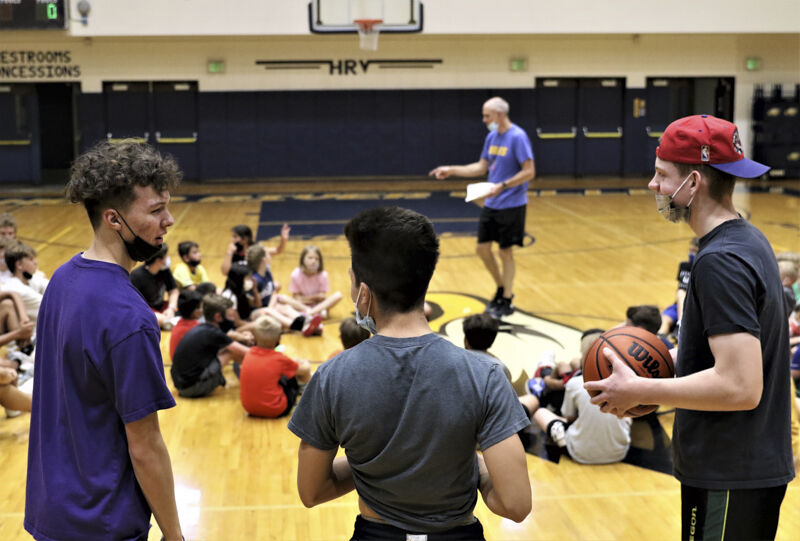 Hood River Valley High School basketball camp offers place to compete ...