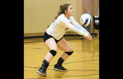 Huskies take sweep win at CW