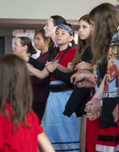 columbia_river_round_dance_mmi_12.jpg