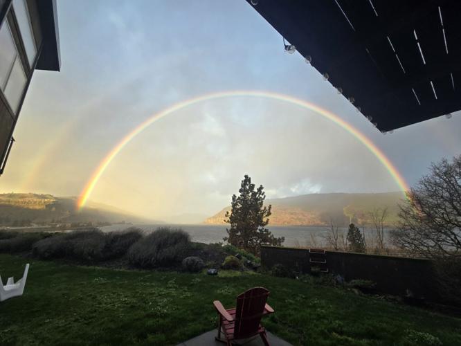 Mosier rainbow