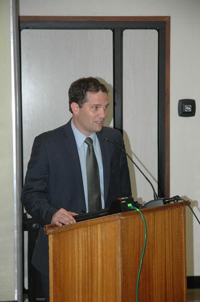 School Board hears bleak fiscal picture