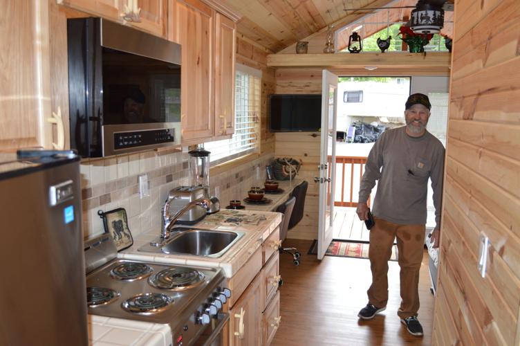 08-19 A CL portable cabins exterior.JPG