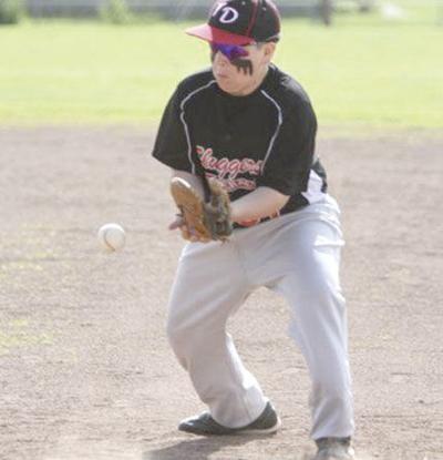 Sluggers go 1-2 in tournament at Hillsboro