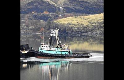 Oil tankers may need tug escort on Columbia