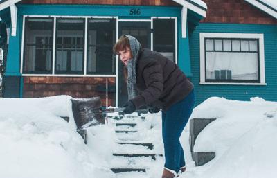 Cold keeps them busy