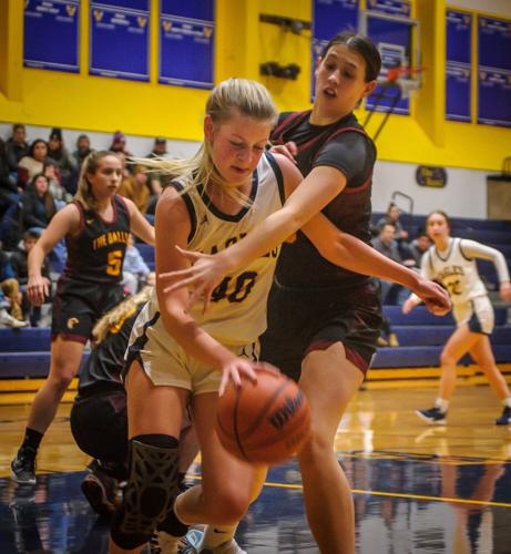 The Dalles girls basketball versus Hood River Valley