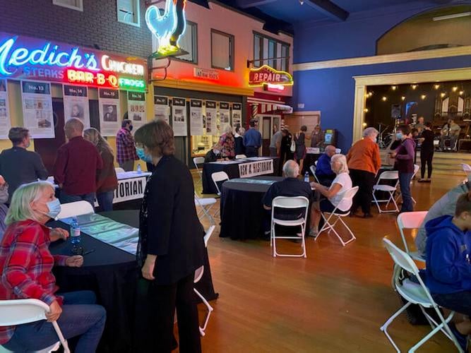 Neon Museum event murals