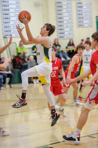 South Wasco County Huskies defeat Days Creek High Wolves